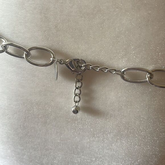 White House Black Market Silver Link Chain Belt